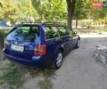Синий Фольксваген Пассат, объемом двигателя 1.9 л и пробегом 319 тыс. км за 4200 $, фото 11 на Automoto.ua