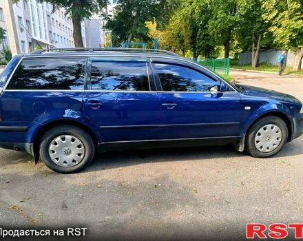 Синий Фольксваген Пассат, объемом двигателя 1.6 л и пробегом 385 тыс. км за 4500 $, фото 4 на Automoto.ua