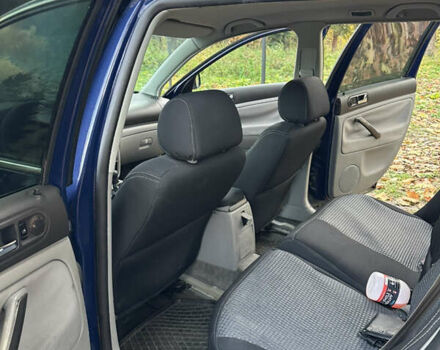 Синій Фольксваген Пассат, об'ємом двигуна 1.9 л та пробігом 305 тис. км за 3600 $, фото 21 на Automoto.ua