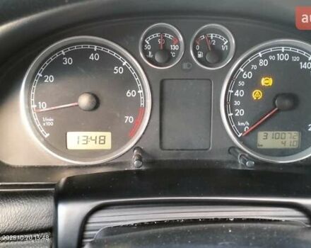 Синий Фольксваген Пассат, объемом двигателя 1.6 л и пробегом 310 тыс. км за 4000 $, фото 3 на Automoto.ua