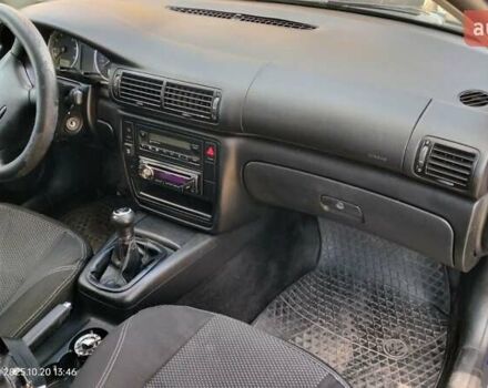 Синий Фольксваген Пассат, объемом двигателя 1.6 л и пробегом 310 тыс. км за 4000 $, фото 8 на Automoto.ua