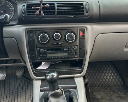 Синій Фольксваген Пассат, об'ємом двигуна 1.9 л та пробігом 305 тис. км за 3600 $, фото 25 на Automoto.ua