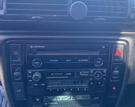Синий Фольксваген Пассат, объемом двигателя 1.6 л и пробегом 228 тыс. км за 4750 $, фото 16 на Automoto.ua