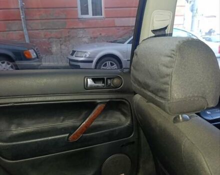 Синий Фольксваген Пассат, объемом двигателя 1.6 л и пробегом 320 тыс. км за 4500 $, фото 27 на Automoto.ua