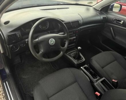 Синий Фольксваген Пассат, объемом двигателя 1.9 л и пробегом 257 тыс. км за 1300 $, фото 10 на Automoto.ua