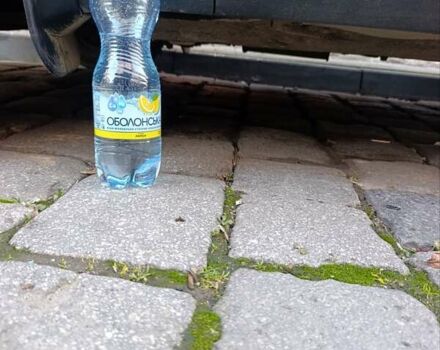 Синий Фольксваген Пассат, объемом двигателя 1.6 л и пробегом 320 тыс. км за 4500 $, фото 26 на Automoto.ua