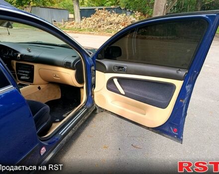 Синий Фольксваген Пассат, объемом двигателя 1.6 л и пробегом 385 тыс. км за 4500 $, фото 7 на Automoto.ua