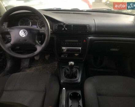 Синий Фольксваген Пассат, объемом двигателя 1.9 л и пробегом 440 тыс. км за 3000 $, фото 9 на Automoto.ua