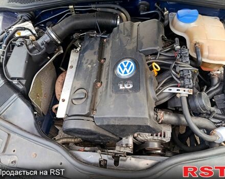 Синий Фольксваген Пассат, объемом двигателя 1.6 л и пробегом 385 тыс. км за 4500 $, фото 8 на Automoto.ua