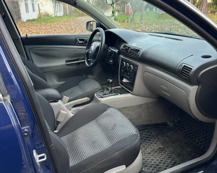 Синий Фольксваген Пассат, объемом двигателя 1.9 л и пробегом 305 тыс. км за 3599 $, фото 16 на Automoto.ua