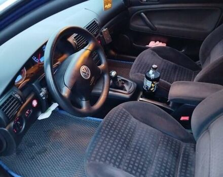 Синій Фольксваген Пассат, об'ємом двигуна 2 л та пробігом 295 тис. км за 4850 $, фото 11 на Automoto.ua