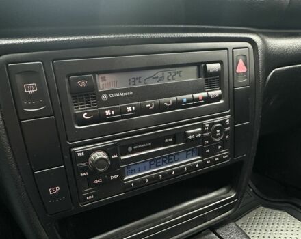 Синій Фольксваген Пассат, об'ємом двигуна 1.9 л та пробігом 380 тис. км за 2000 $, фото 7 на Automoto.ua