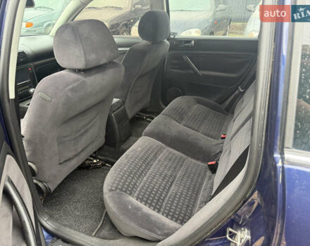 Синий Фольксваген Пассат, объемом двигателя 1.98 л и пробегом 190 тыс. км за 3999 $, фото 8 на Automoto.ua