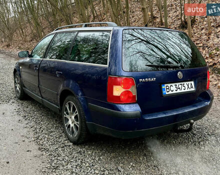 Синий Фольксваген Пассат, объемом двигателя 1.78 л и пробегом 273 тыс. км за 2599 $, фото 2 на Automoto.ua