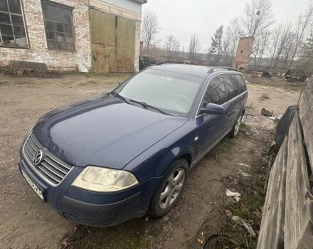 Синий Фольксваген Пассат, объемом двигателя 1.9 л и пробегом 450 тыс. км за 2800 $, фото 1 на Automoto.ua