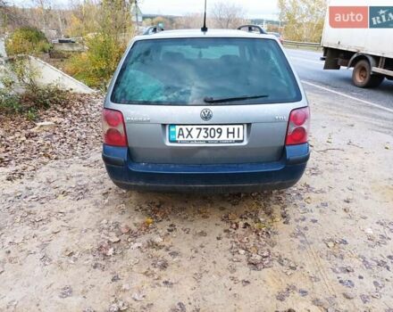 Синий Фольксваген Пассат, объемом двигателя 1.9 л и пробегом 300 тыс. км за 4500 $, фото 2 на Automoto.ua
