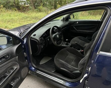 Синій Фольксваген Пассат, об'ємом двигуна 1.9 л та пробігом 380 тис. км за 2000 $, фото 10 на Automoto.ua