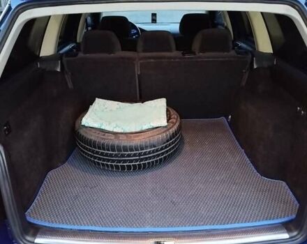 Синій Фольксваген Пассат, об'ємом двигуна 2 л та пробігом 295 тис. км за 4850 $, фото 23 на Automoto.ua