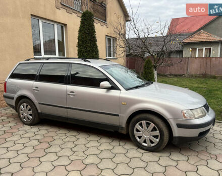 Синій Фольксваген Пассат, об'ємом двигуна 1.6 л та пробігом 289 тис. км за 3200 $, фото 1 на Automoto.ua