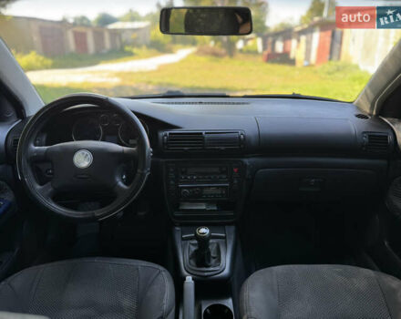Синій Фольксваген Пассат, об'ємом двигуна 1.9 л та пробігом 330 тис. км за 3700 $, фото 10 на Automoto.ua