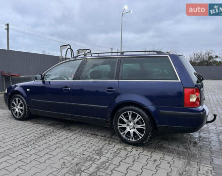 Синий Фольксваген Пассат, объемом двигателя 1.78 л и пробегом 273 тыс. км за 2350 $, фото 1 на Automoto.ua