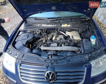 Синий Фольксваген Пассат, объемом двигателя 2.5 л и пробегом 285 тыс. км за 5200 $, фото 2 на Automoto.ua