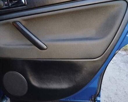 Синій Фольксваген Пассат, об'ємом двигуна 2 л та пробігом 295 тис. км за 4850 $, фото 17 на Automoto.ua