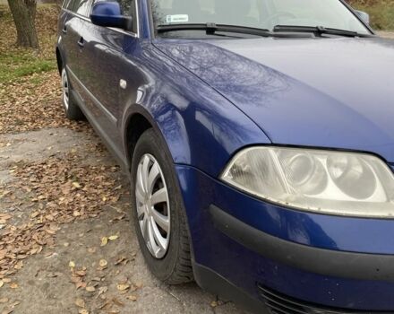 Синий Фольксваген Пассат, объемом двигателя 1.9 л и пробегом 370 тыс. км за 2399 $, фото 1 на Automoto.ua