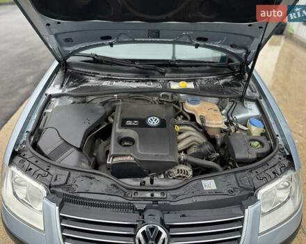 Синій Фольксваген Пассат, об'ємом двигуна 1.98 л та пробігом 197 тис. км за 4100 $, фото 16 на Automoto.ua