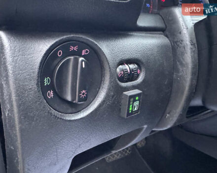 Синий Фольксваген Пассат, объемом двигателя 1.98 л и пробегом 209 тыс. км за 6200 $, фото 14 на Automoto.ua