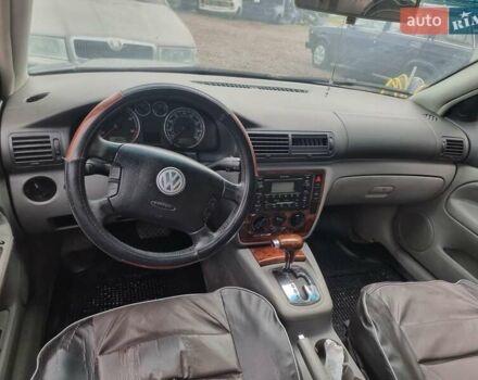 Синий Фольксваген Пассат, объемом двигателя 1.9 л и пробегом 470 тыс. км за 4600 $, фото 25 на Automoto.ua