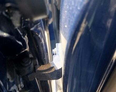 Синій Фольксваген Пассат, об'ємом двигуна 1.9 л та пробігом 295 тис. км за 5100 $, фото 43 на Automoto.ua