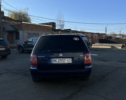 Синий Фольксваген Пассат, объемом двигателя 1.8 л и пробегом 408 тыс. км за 3650 $, фото 3 на Automoto.ua