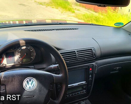 Синій Фольксваген Пассат, об'ємом двигуна 2 л та пробігом 225 тис. км за 5200 $, фото 2 на Automoto.ua