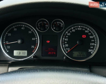 Синій Фольксваген Пассат, об'ємом двигуна 1.6 л та пробігом 228 тис. км за 6300 $, фото 28 на Automoto.ua