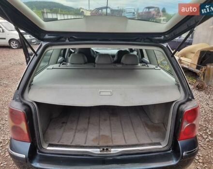 Синий Фольксваген Пассат, объемом двигателя 1.9 л и пробегом 470 тыс. км за 4600 $, фото 21 на Automoto.ua