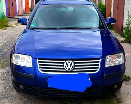 Синій Фольксваген Пассат, об'ємом двигуна 2 л та пробігом 225 тис. км за 5200 $, фото 5 на Automoto.ua