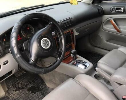 Синий Фольксваген Пассат, объемом двигателя 2.5 л и пробегом 302 тыс. км за 4500 $, фото 3 на Automoto.ua