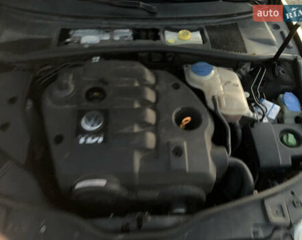 Синій Фольксваген Пассат, об'ємом двигуна 1.9 л та пробігом 349 тис. км за 4500 $, фото 6 на Automoto.ua