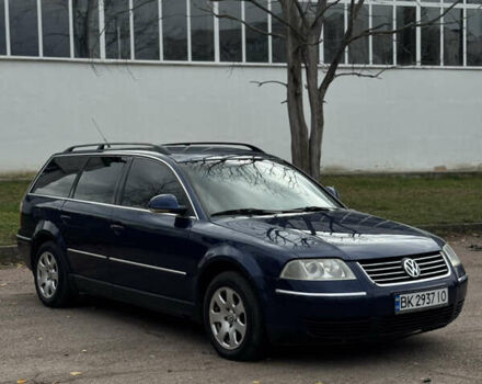 Синий Фольксваген Пассат, объемом двигателя 1.8 л и пробегом 300 тыс. км за 3600 $, фото 3 на Automoto.ua