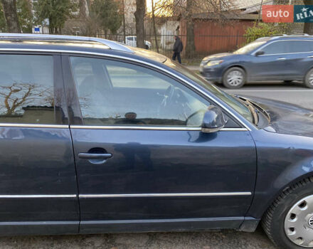 Синий Фольксваген Пассат, объемом двигателя 1.9 л и пробегом 350 тыс. км за 3000 $, фото 2 на Automoto.ua