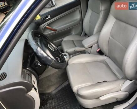 Синий Фольксваген Пассат, объемом двигателя 2.5 л и пробегом 302 тыс. км за 4500 $, фото 1 на Automoto.ua