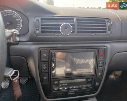 Синій Фольксваген Пассат, об'ємом двигуна 1.9 л та пробігом 295 тис. км за 5100 $, фото 30 на Automoto.ua