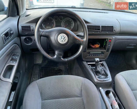 Синий Фольксваген Пассат, объемом двигателя 1.9 л и пробегом 350 тыс. км за 3000 $, фото 12 на Automoto.ua