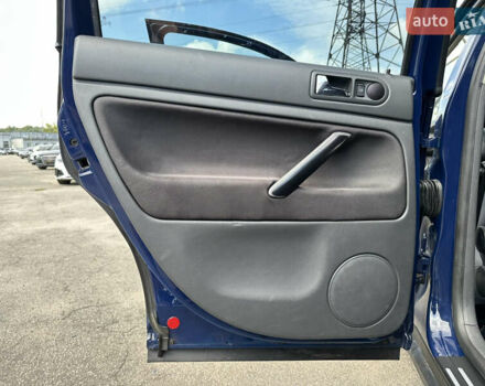 Синій Фольксваген Пассат, об'ємом двигуна 1.6 л та пробігом 228 тис. км за 6300 $, фото 17 на Automoto.ua