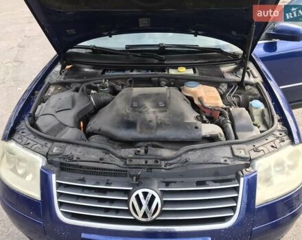 Синий Фольксваген Пассат, объемом двигателя 2.5 л и пробегом 302 тыс. км за 4500 $, фото 10 на Automoto.ua