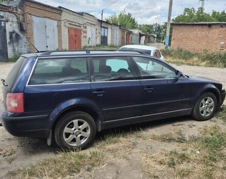 Синий Фольксваген Пассат, объемом двигателя 1.6 л и пробегом 218 тыс. км за 5400 $, фото 3 на Automoto.ua