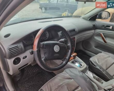 Синий Фольксваген Пассат, объемом двигателя 1.9 л и пробегом 470 тыс. км за 4600 $, фото 22 на Automoto.ua