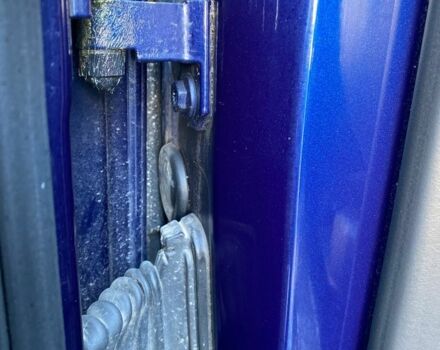 Синій Фольксваген Пассат, об'ємом двигуна 1.6 л та пробігом 237 тис. км за 4000 $, фото 10 на Automoto.ua