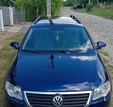 Синій Фольксваген Пассат, об'ємом двигуна 2 л та пробігом 272 тис. км за 7300 $, фото 8 на Automoto.ua